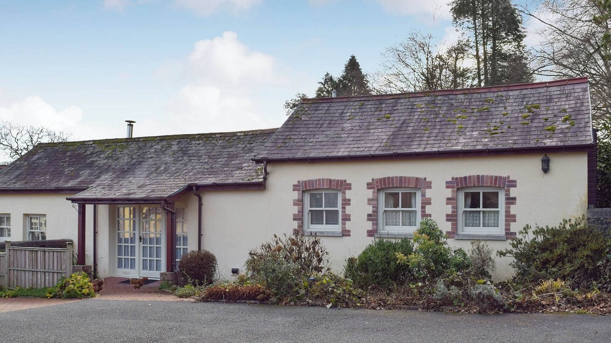 Pont-ar-gothi Cottage | 2 bedroom accommodation in Nantgaredig, near Llandeilo