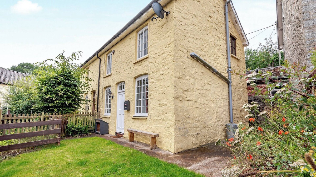 Erwood Cottage | 2 bedroom accommodation in Erwood, near Builth Wells