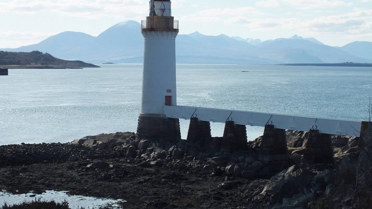 Kyleakin Cottage | 2 bedroom accommodation in Eilean Ban, Kyleakin, Isle of Skye