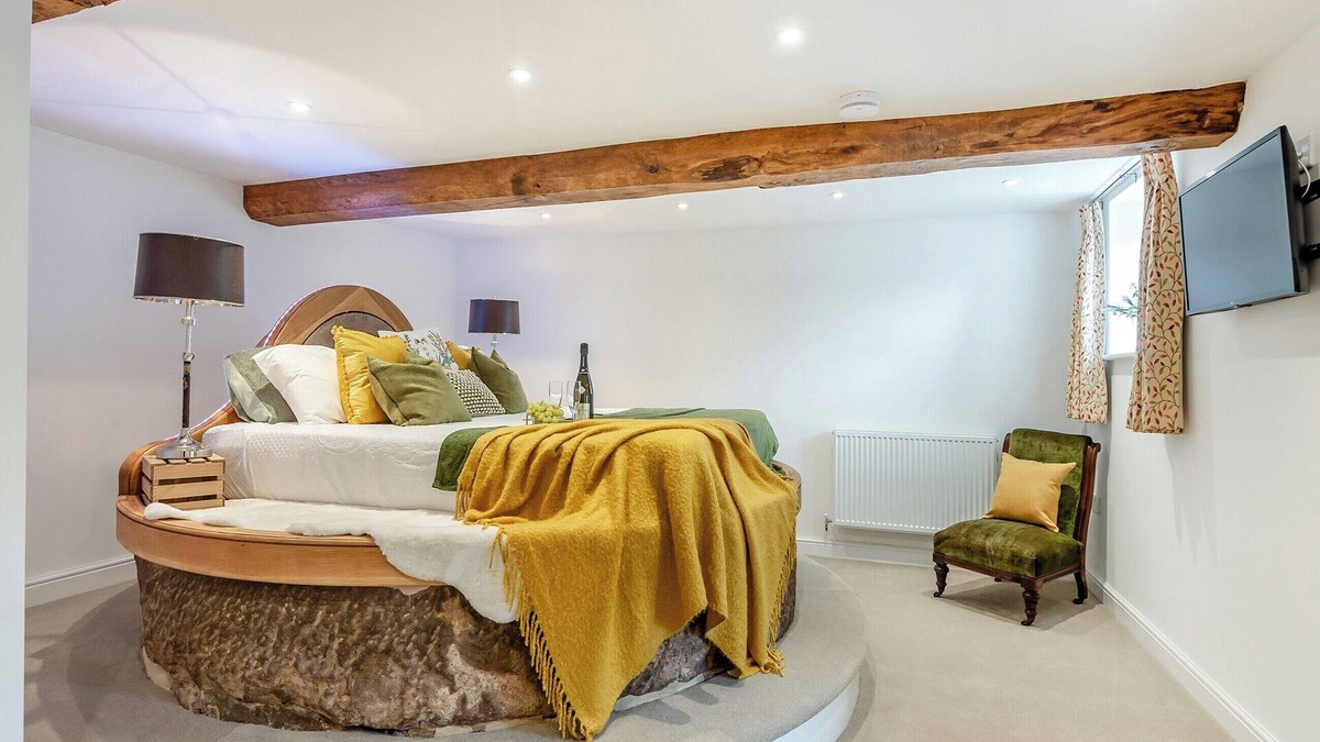 Little Cowarne Cottage | 2 bedroom accommodation in Ocle Pychard