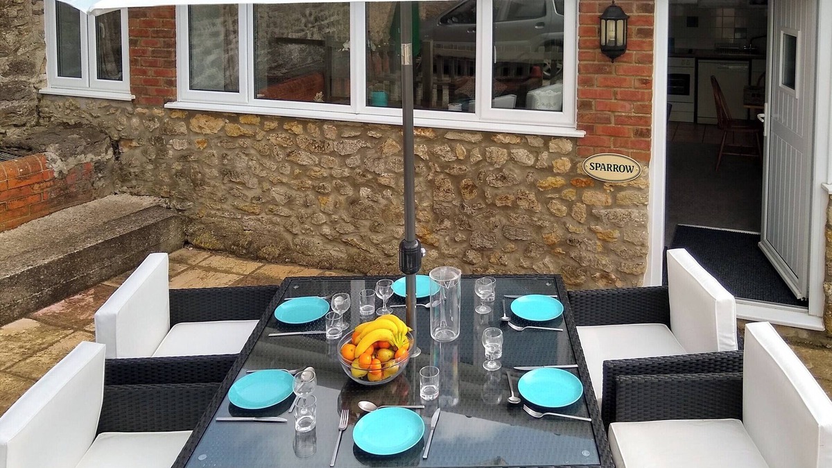 Shipton Gorge Cottage | 2 bedroom accommodation in Shipton Gorge