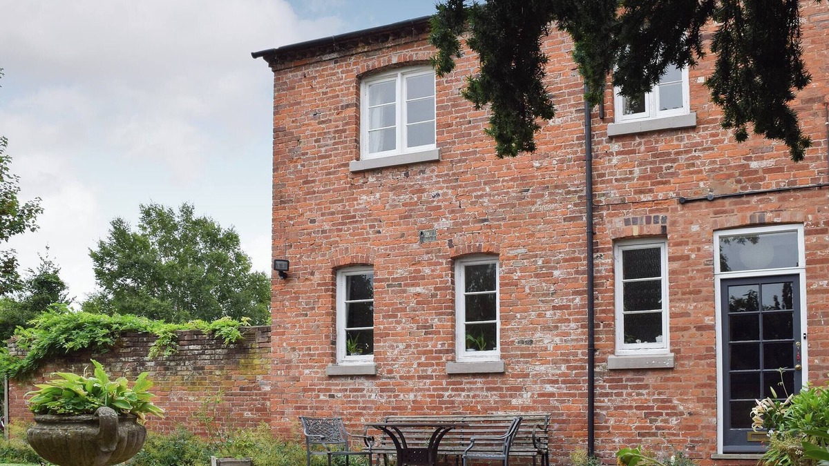 Boraston Cottage | 2 bedroom accommodation in Tenbury Wells