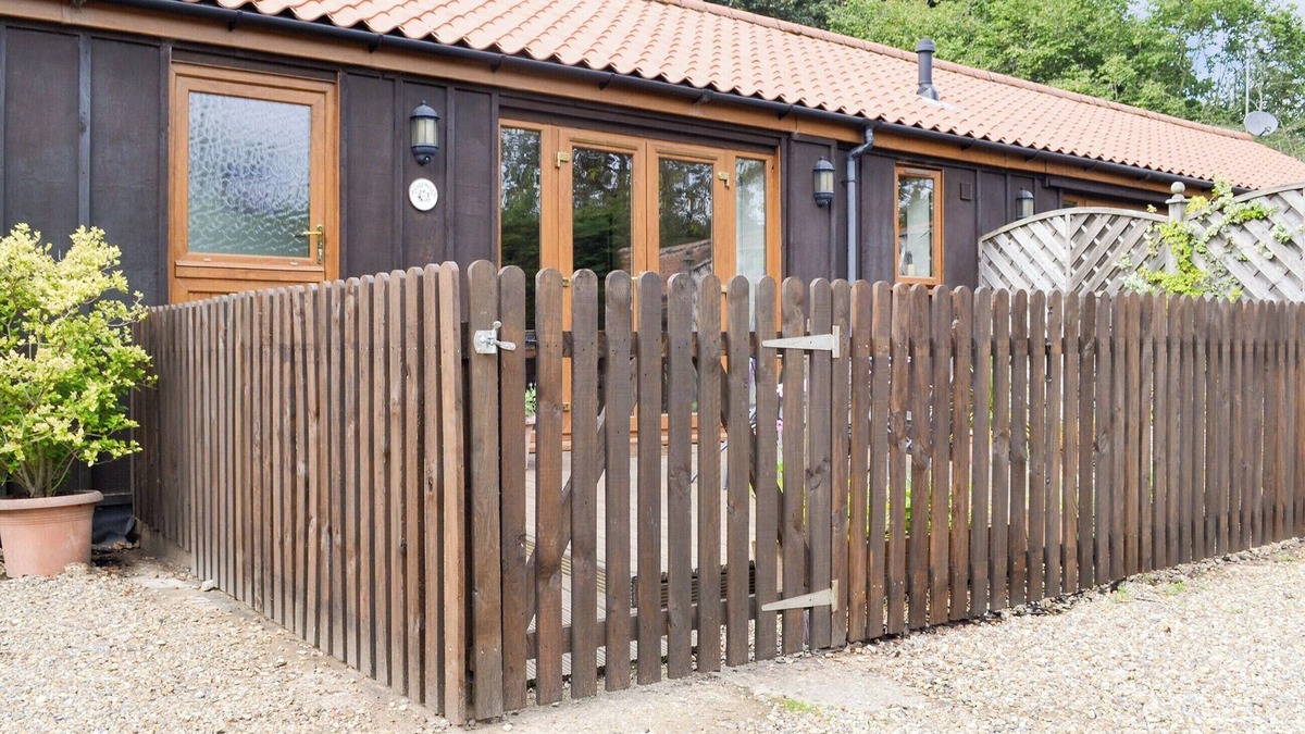 Thorpe Market Cottage | 2 bedroom accommodation in Thorpe Market