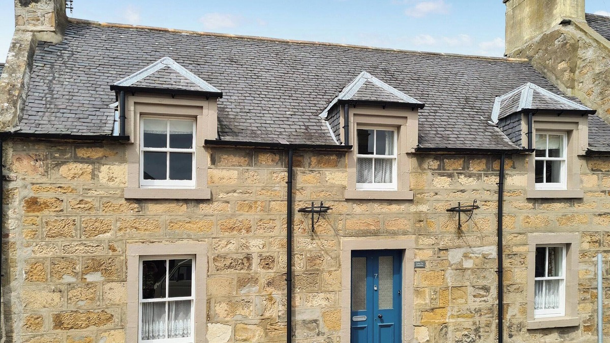 Glenmorangie Cottage | 2 bedroom accommodation in Easter Ross