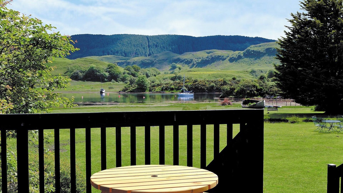 Isle of Seil Cottage | 2 bedroom accommodation in Clachan Seil, near Oban