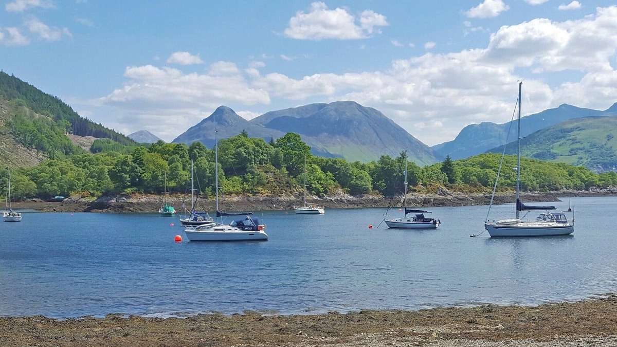 West Laroch Cottage | 2 bedroom accommodation in North Ballachulish, near Glencoe