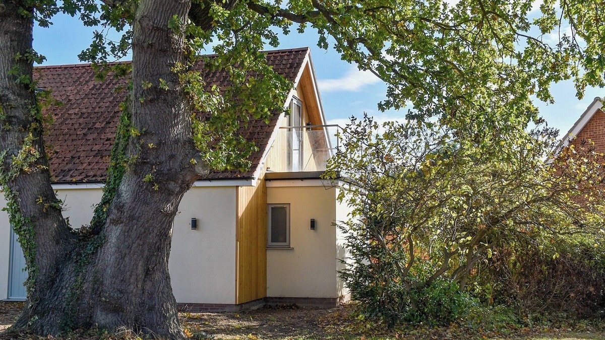 Layer Marney Cottage | 2 bedroom accommodation in West Mersea
