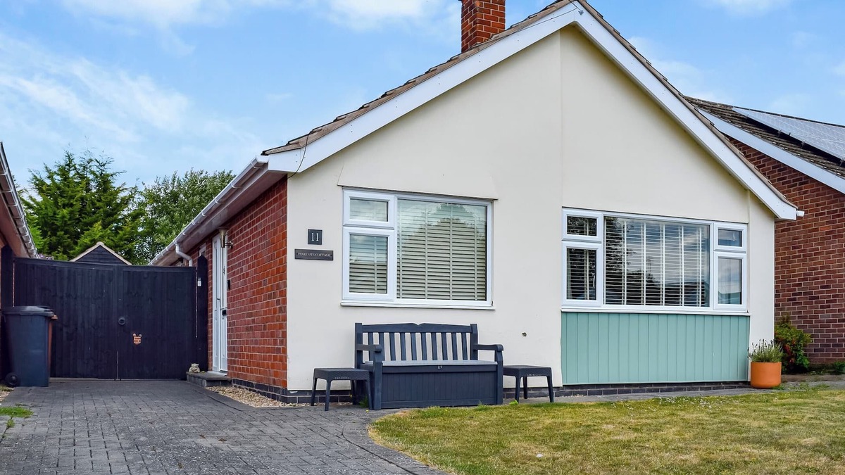 Bottesford Cottage | 2 bedroom accommodation in Bottesford