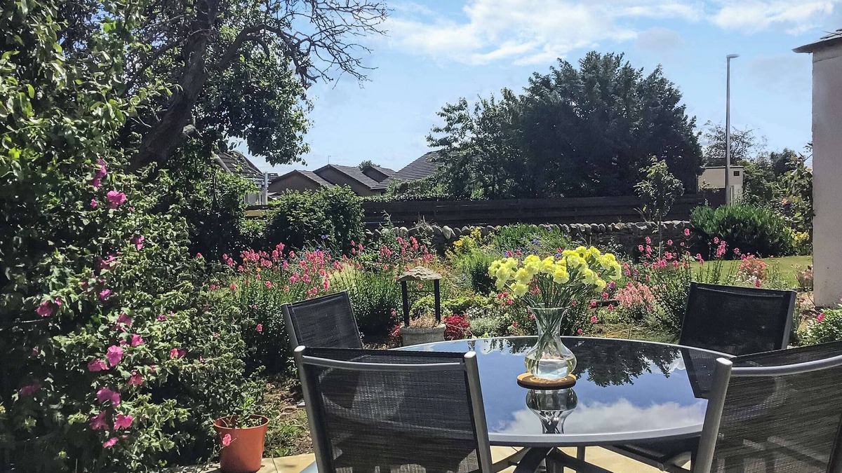 Carnoustie Cottage | 2 bedroom accommodation in Carnoustie