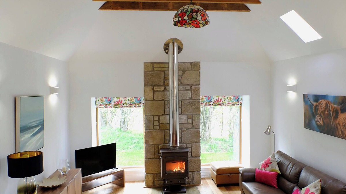 Invergordon Cottage | 2 bedroom accommodation in Kildary, near Tain