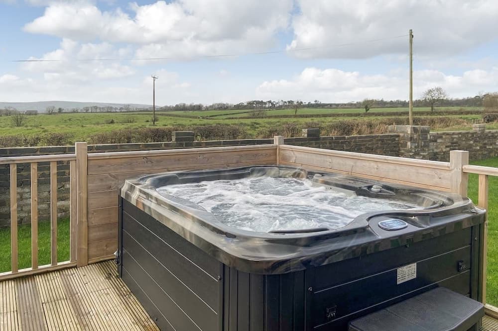 Kilwinning Cottage | 2 bedroom accommodation in Kilwinning
