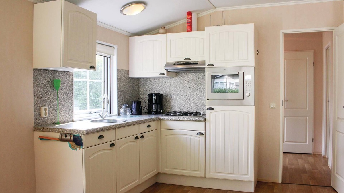 Rheezerveen House | 2 bedroom accommodation in Rheezerveen