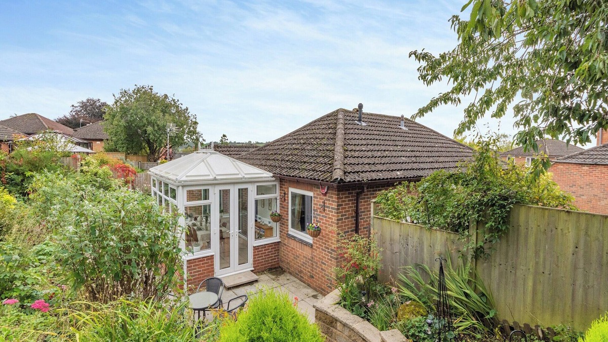 Ashbourne Cottage | 2 bedroom accommodation in Ashbourne