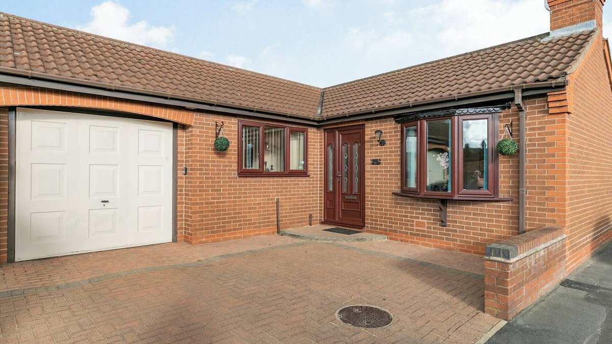 Epworth Cottage | 2 bedroom accommodation in Epworth, near Market Rasen