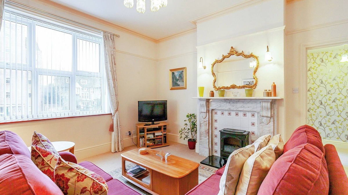 Eastbourne Cottage | 2 bedroom accommodation in Eastbourne