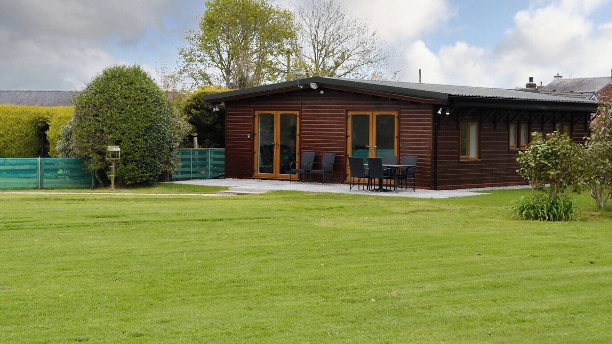 Carlisle Cottage | 2 bedroom accommodation in Baldwinholme, near Carlisle