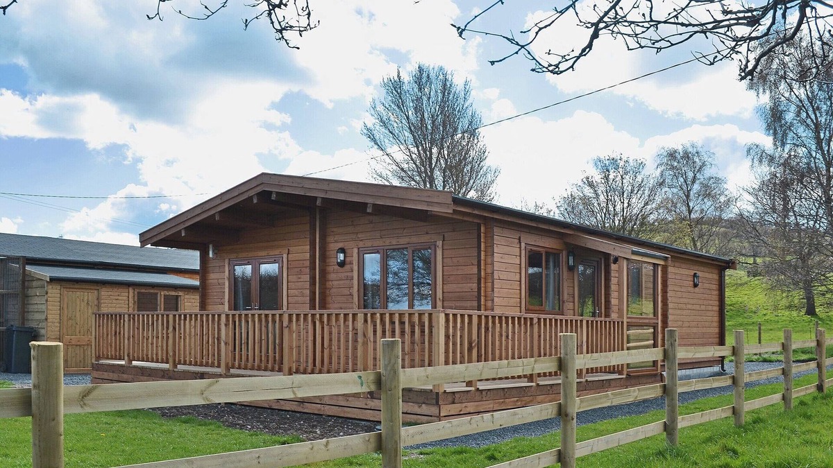 Kingswood Cottage | 2 bedroom accommodation in Bromlow, near Minsterley