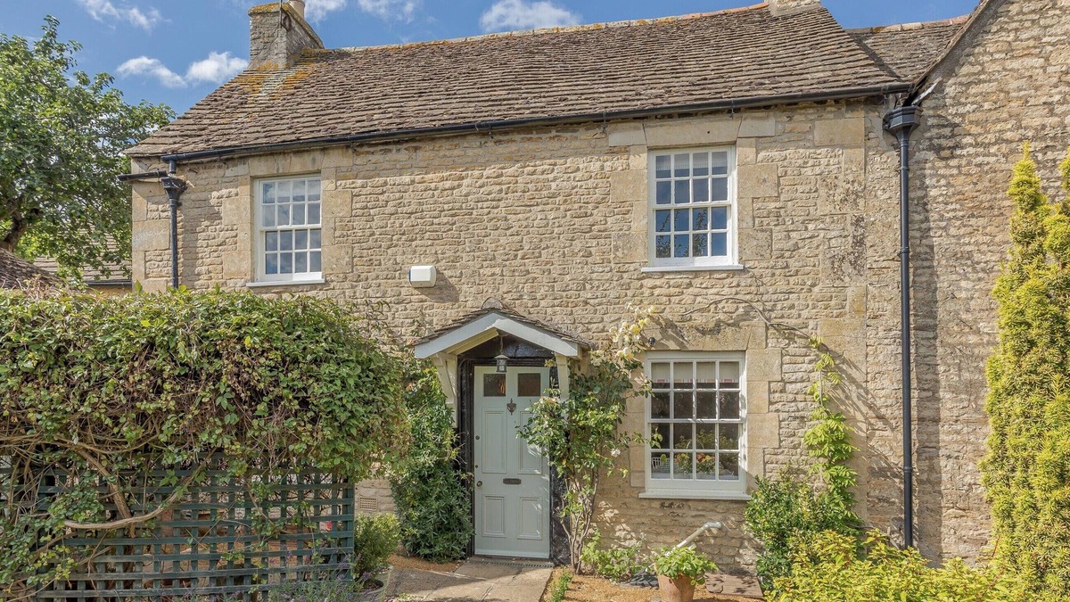 Easton on the Hill Cottage | 2 bedroom accommodation in Easton on the Hill, Stamford