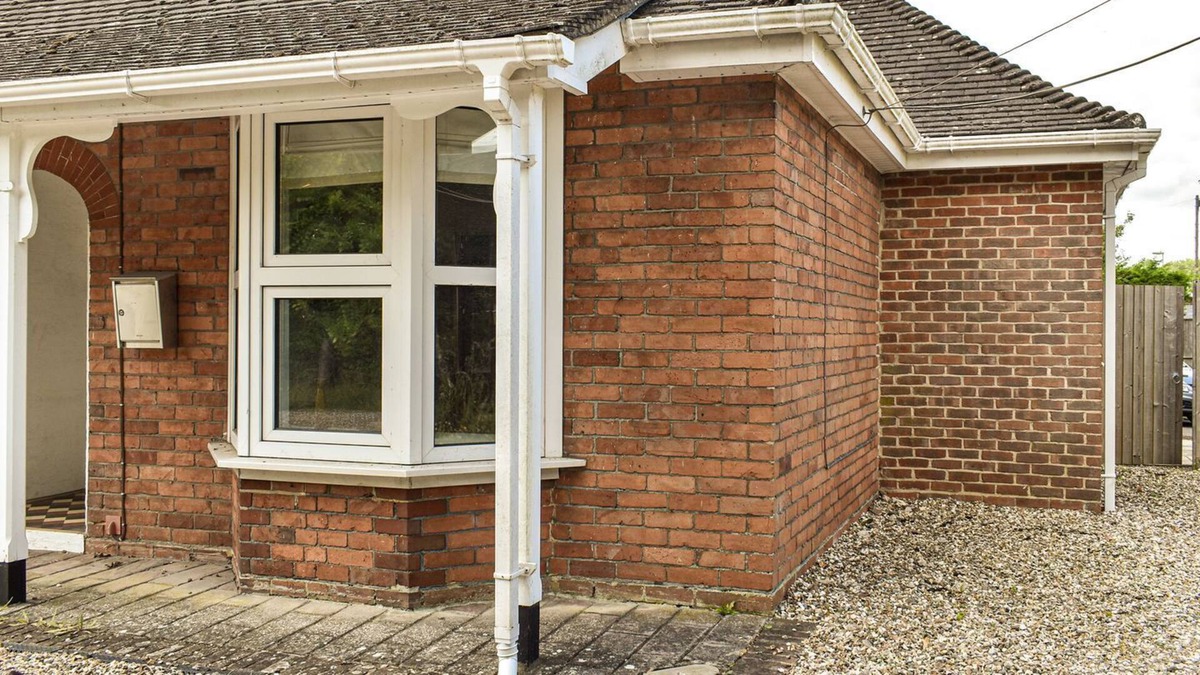 Andover Cottage | 2 bedroom accommodation in Andover