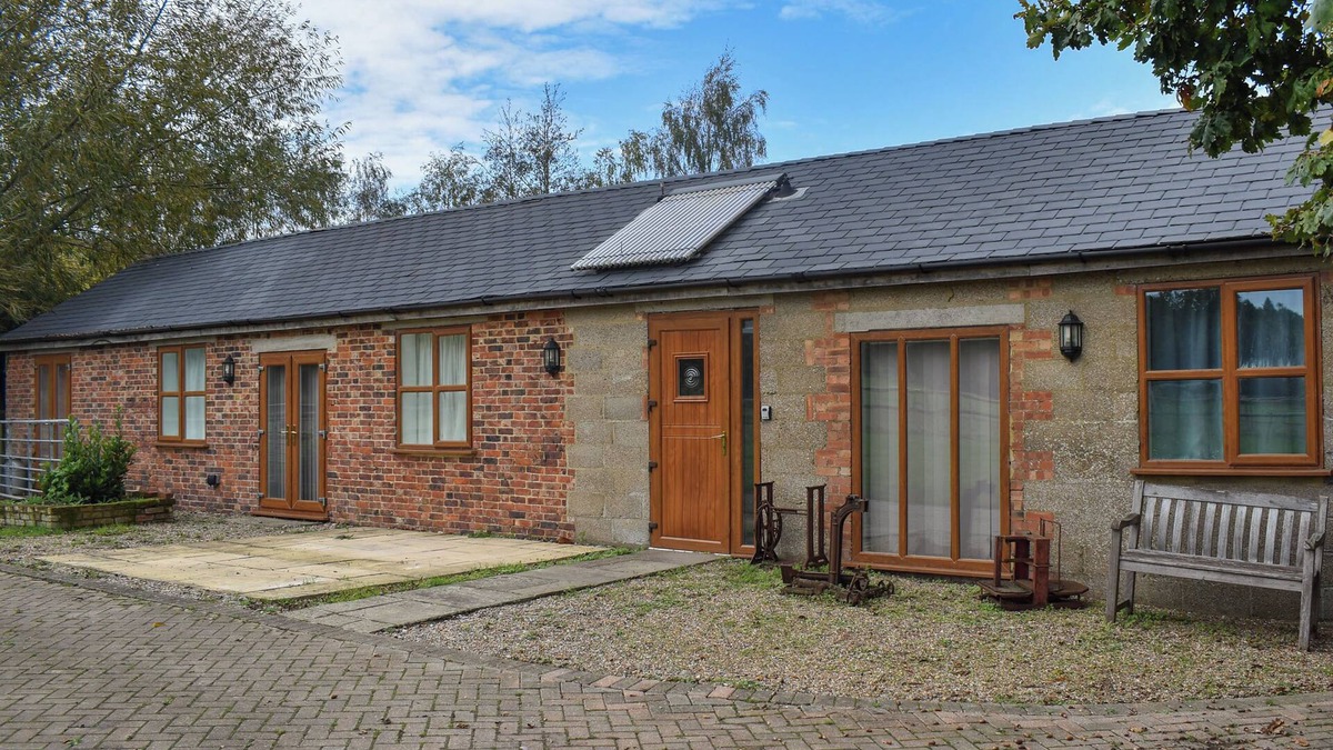 Woodchurch Cottage | 2 bedroom accommodation in Ashford
