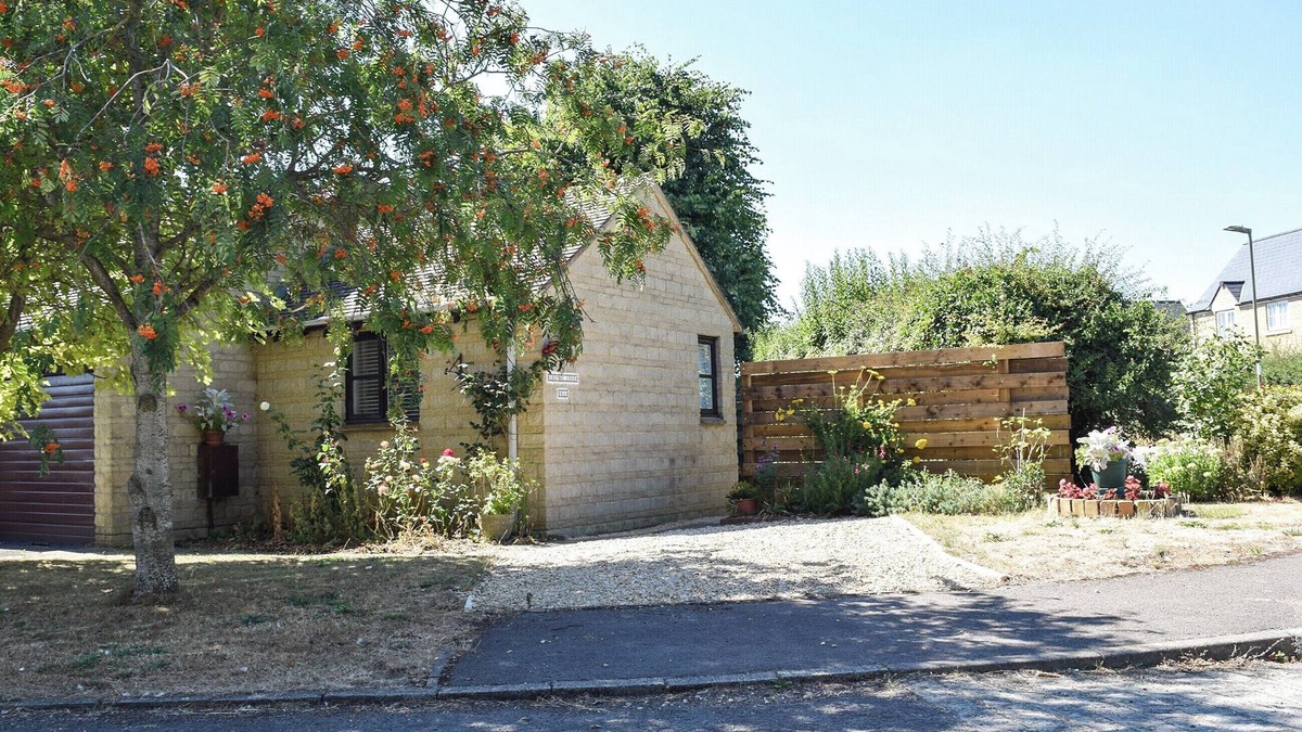 Bampton Cottage | 2 bedroom accommodation in Bampton