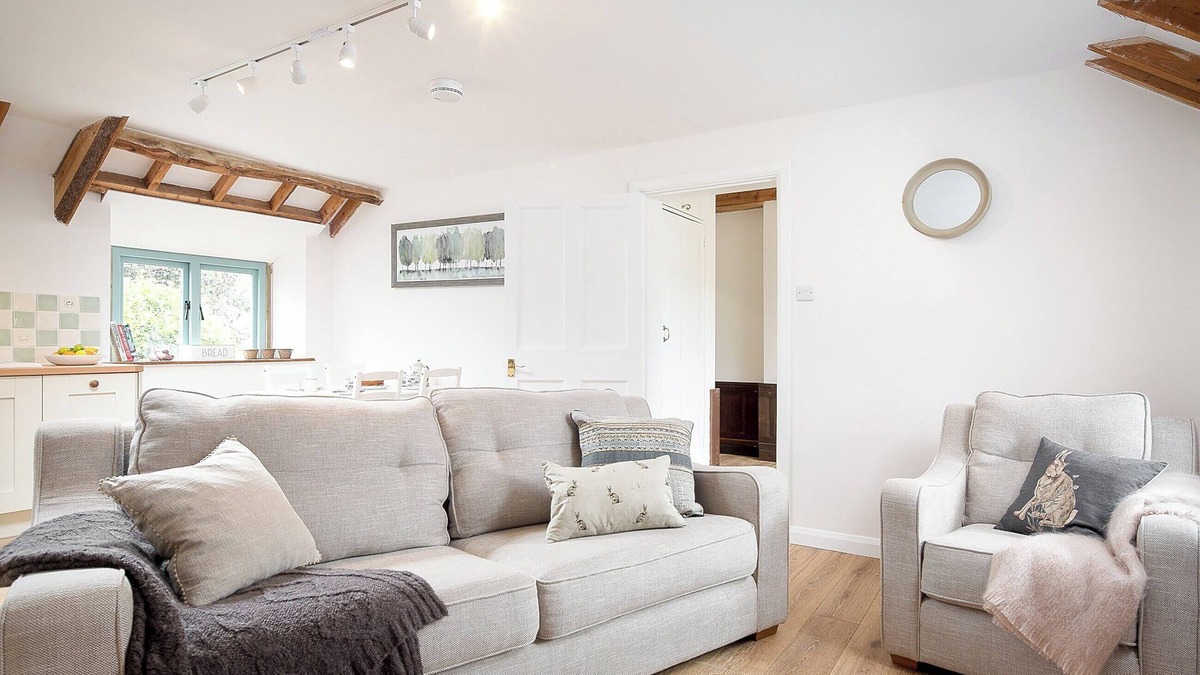 Chipping Sodbury Cottage | 2 bedroom accommodation in Old Sodbury, near Bristol