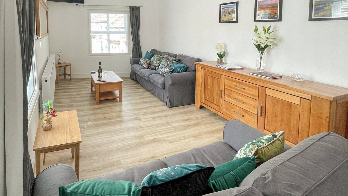 Padfield Cottage | 2 bedroom accommodation in Glossop