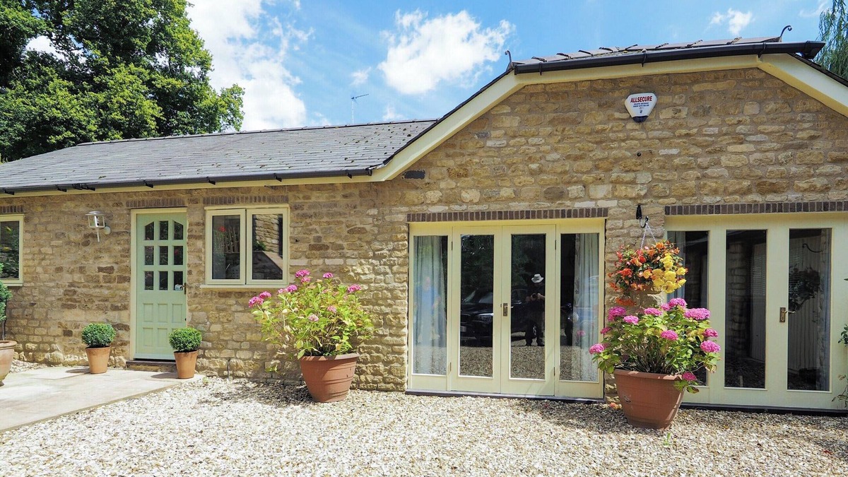 Fulbeck Cottage | 2 bedroom accommodation in Fulbeck, near Grantham
