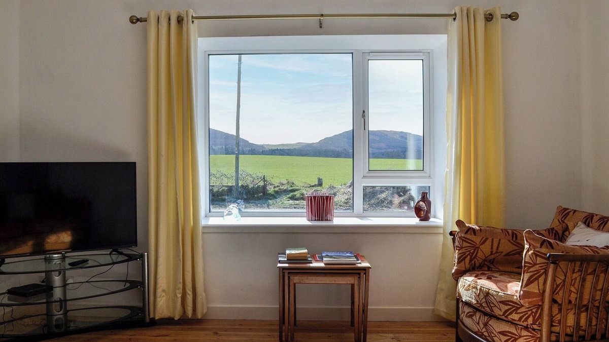 Coupar Angus Cottage | 2 bedroom accommodation in Kettins