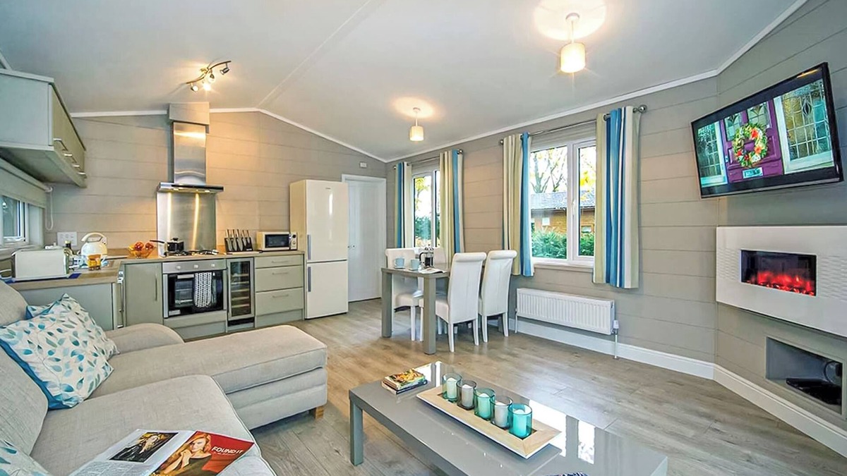 Low Catton Ski Chalet | 2 bedroom accommodation in Welburn