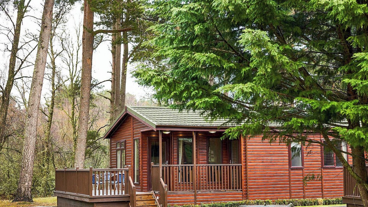 Dinnet Cottage | 2 bedroom accommodation in Dinnet, near Ballater