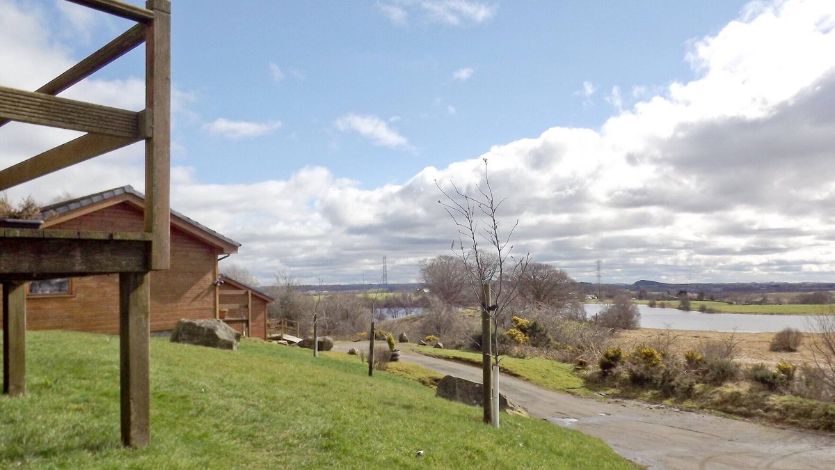 Glasgow Cottage | 2 bedroom accommodation in Campsie Fells, near Milton of Campsie