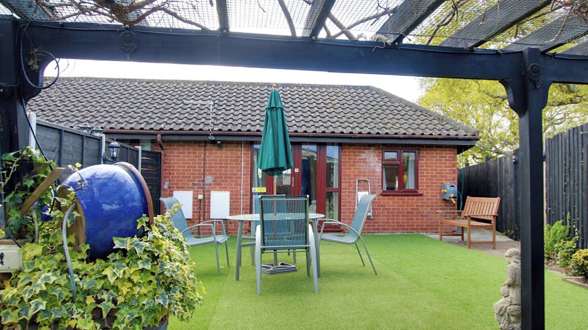Netley Cottage | 2 bedroom accommodation in Hamble