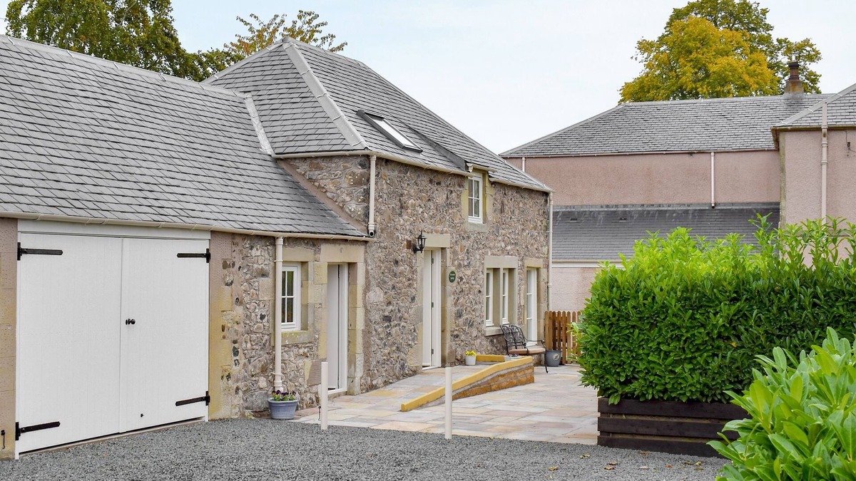 Nenthorn Cottage | 2 bedroom accommodation in Nenthorn, near Kelso