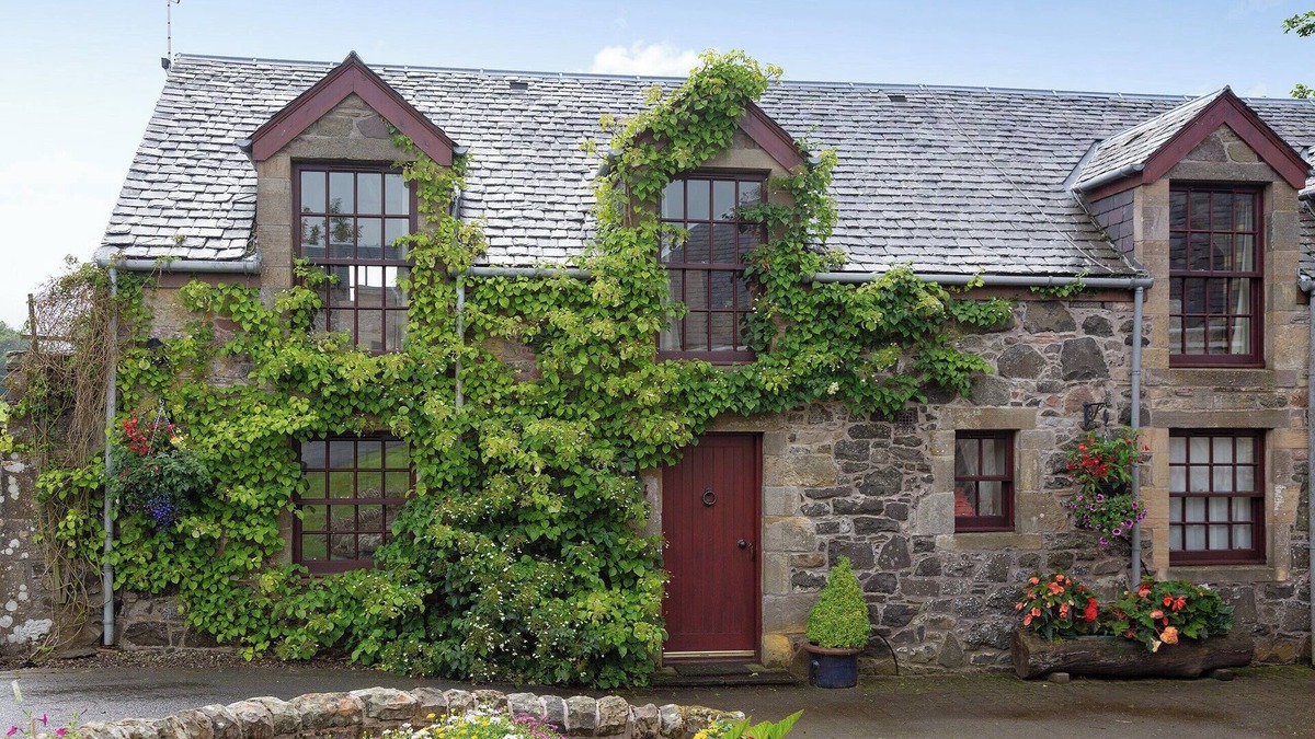 Kinross Cottage | 2 bedroom accommodation in Kinross, near Perth