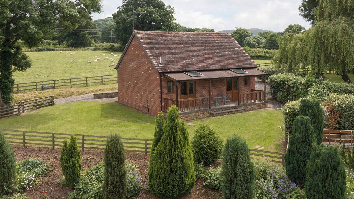 Mathon Cottage | 2 bedroom accommodation in Mathon, near Malvern