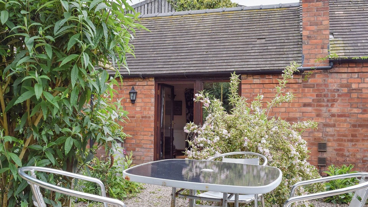 Little Malvern Cottage | 2 bedroom accommodation in Upper Welland, near Malvern