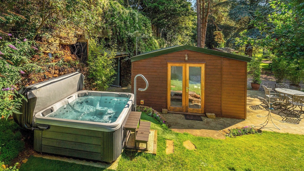 Sibford Gower Cottage | 2 bedroom accommodation in Ratley