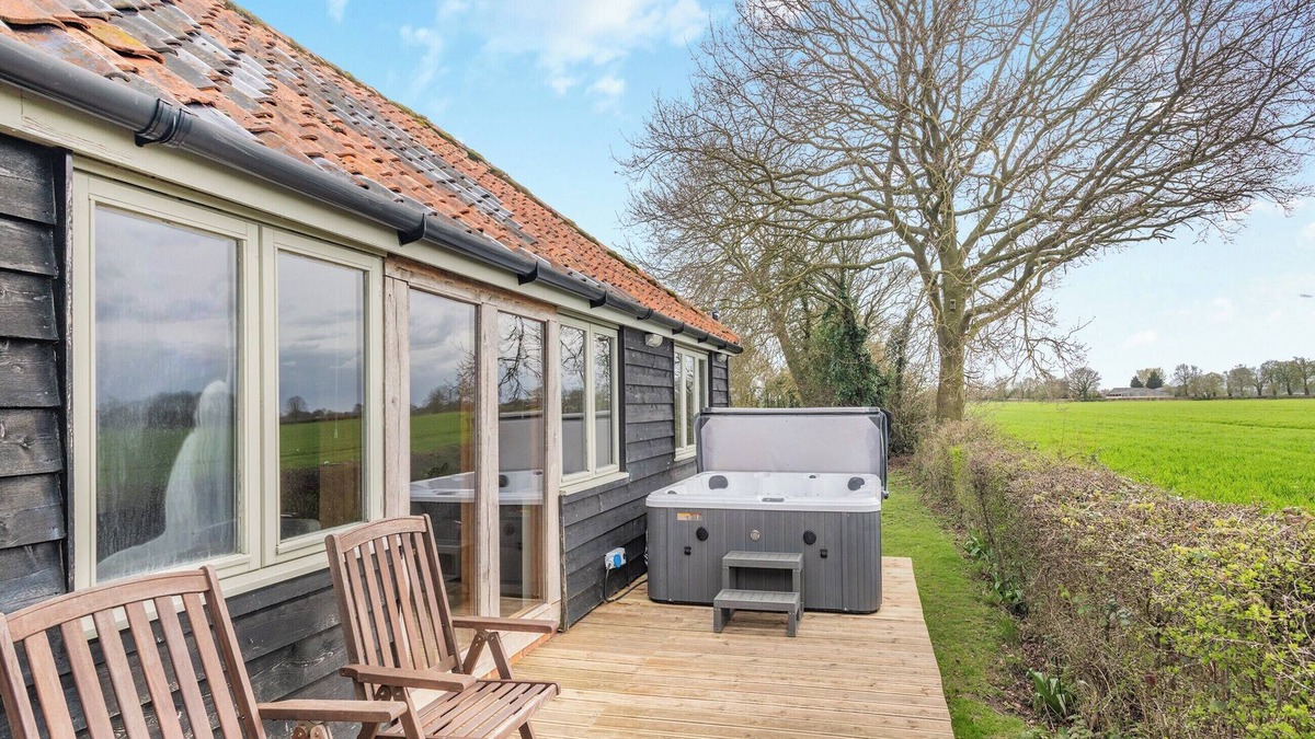 Diss Cottage | 2 bedroom accommodation in Fressingfield, near Eye