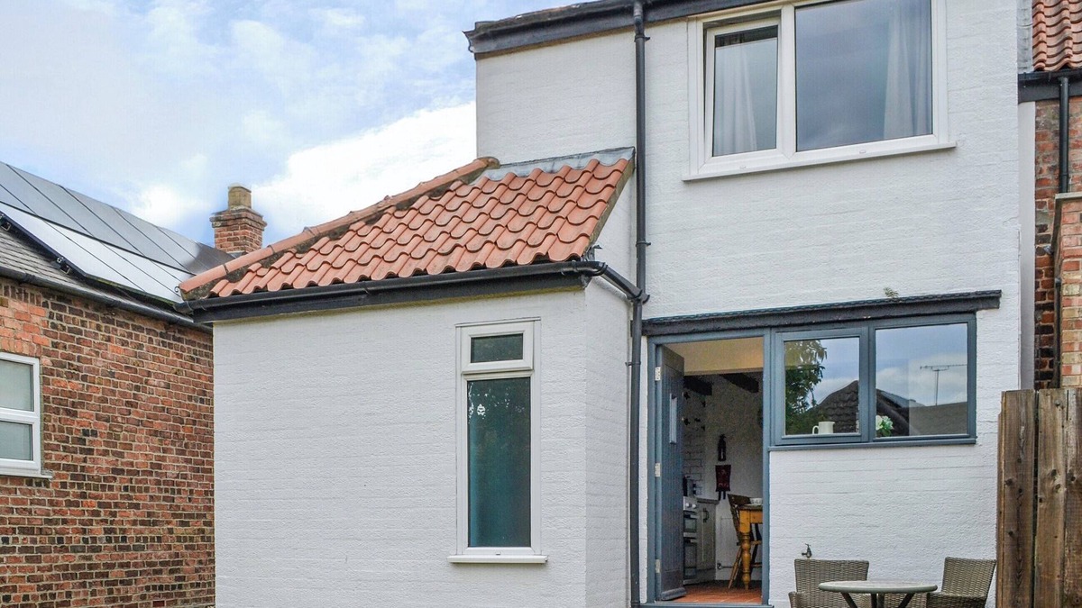 Withernwick Cottage | 2 bedroom accommodation in Withernwick, near Hornsea