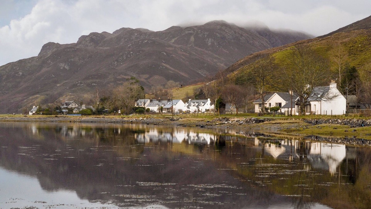 Dornie Cottage | 2 bedroom accommodation in Dornie, near Kyle