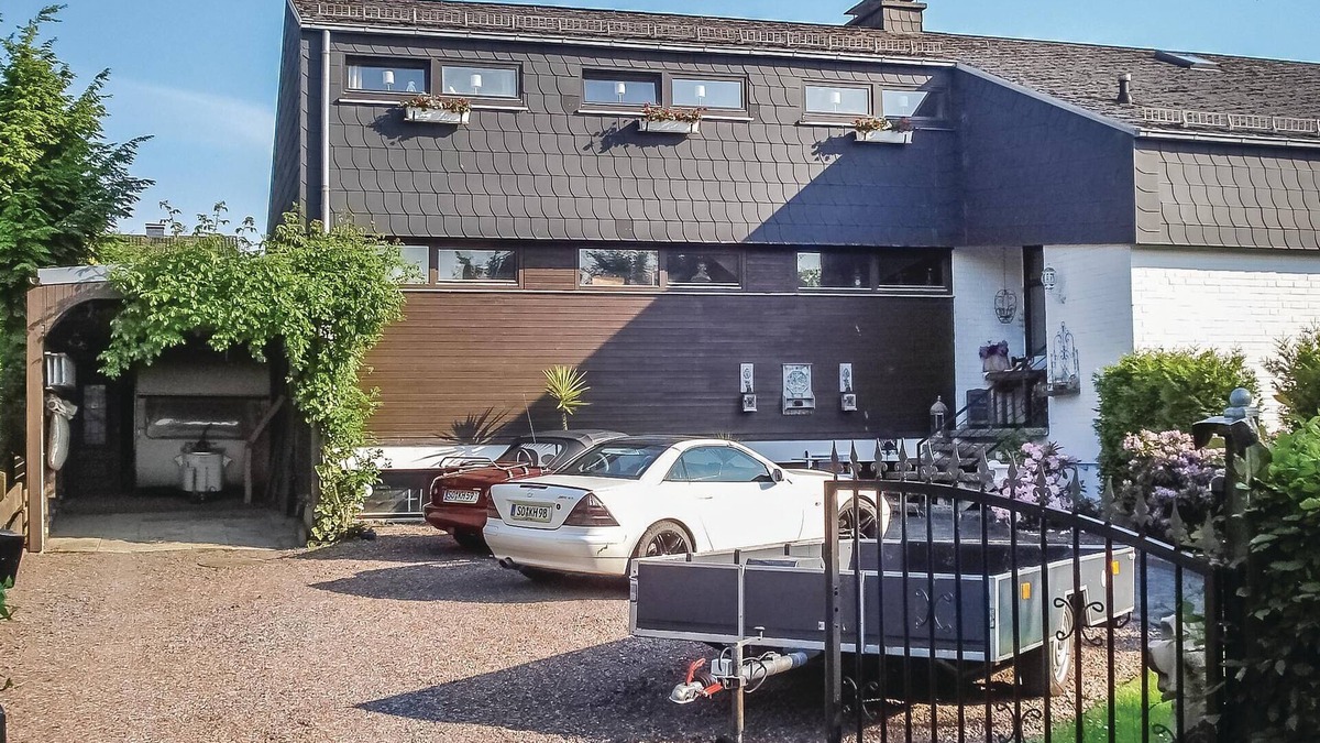 Ense Apartment | 2 bedroom accommodation in Ense