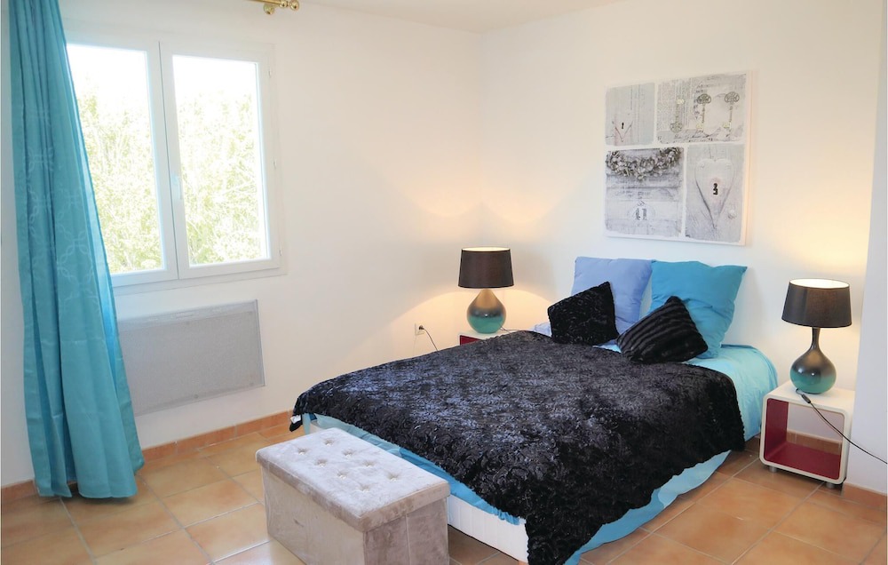 Sablet House | 2 bedroom accommodation in Sablet