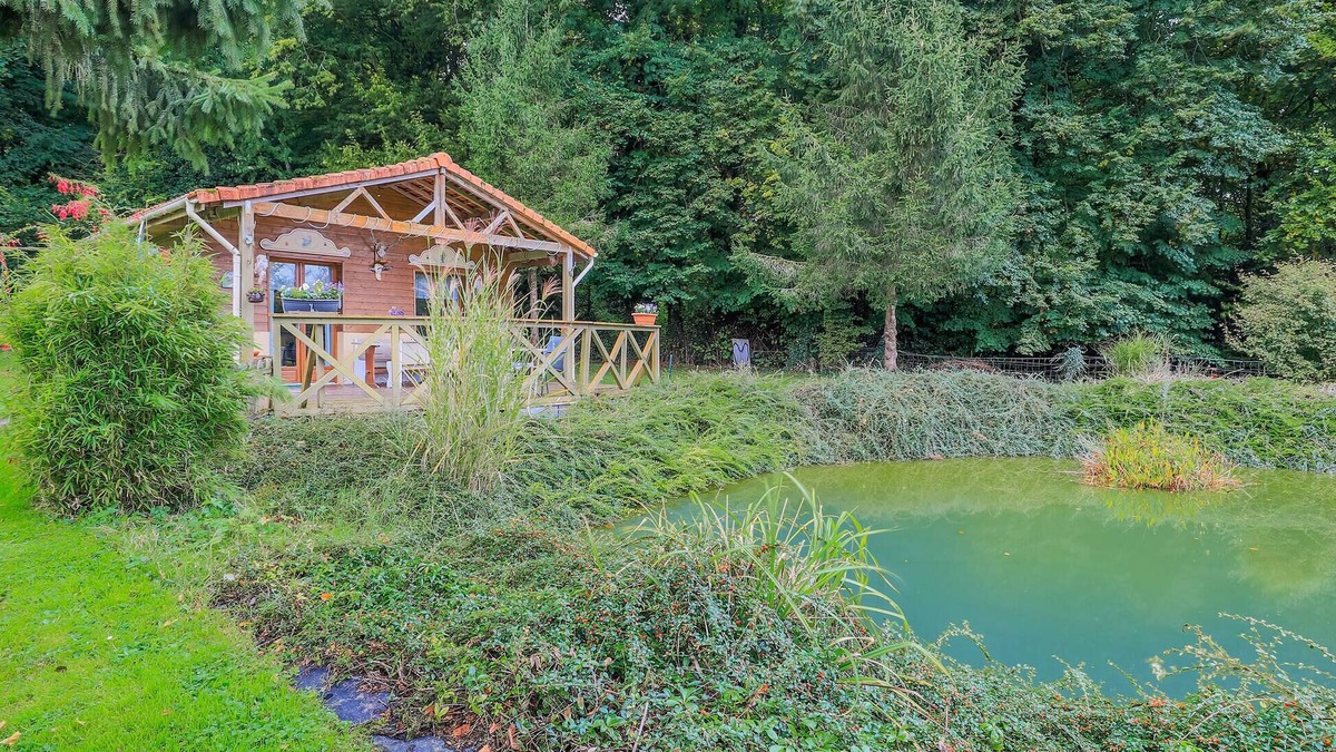 Gueschart House | 2 bedroom amazing home in Gueschart