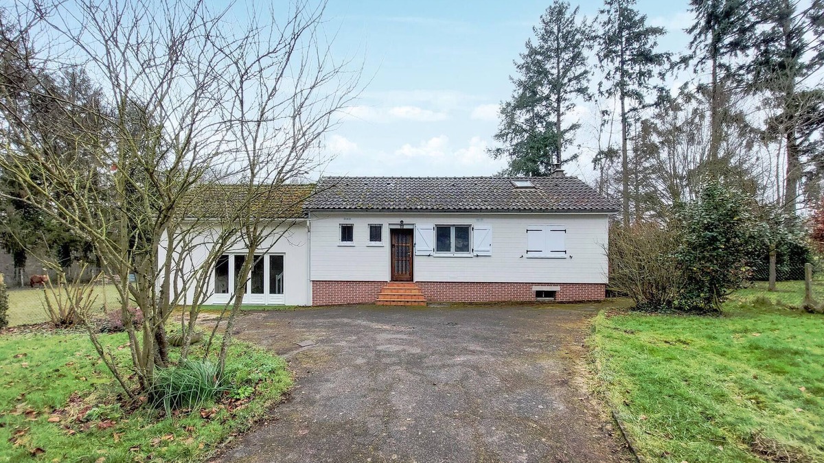 Montliard House | 2 bedroom amazing home in Montliard