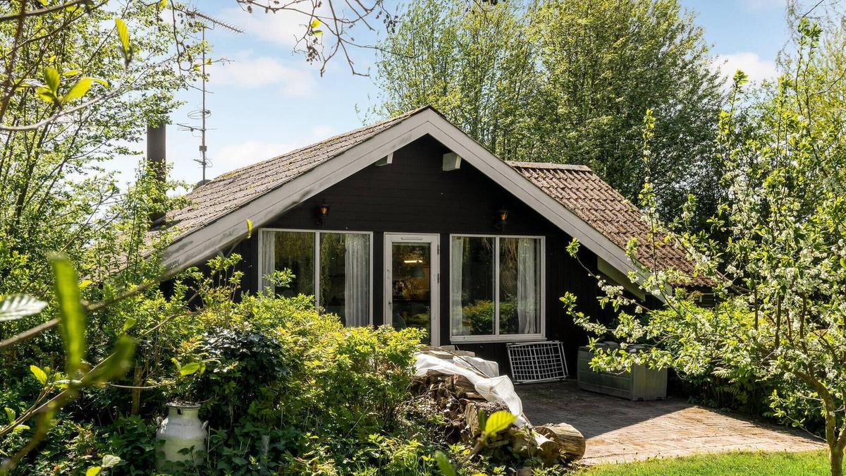 Bog By House | 2 bedroom amazing home in Bogø By