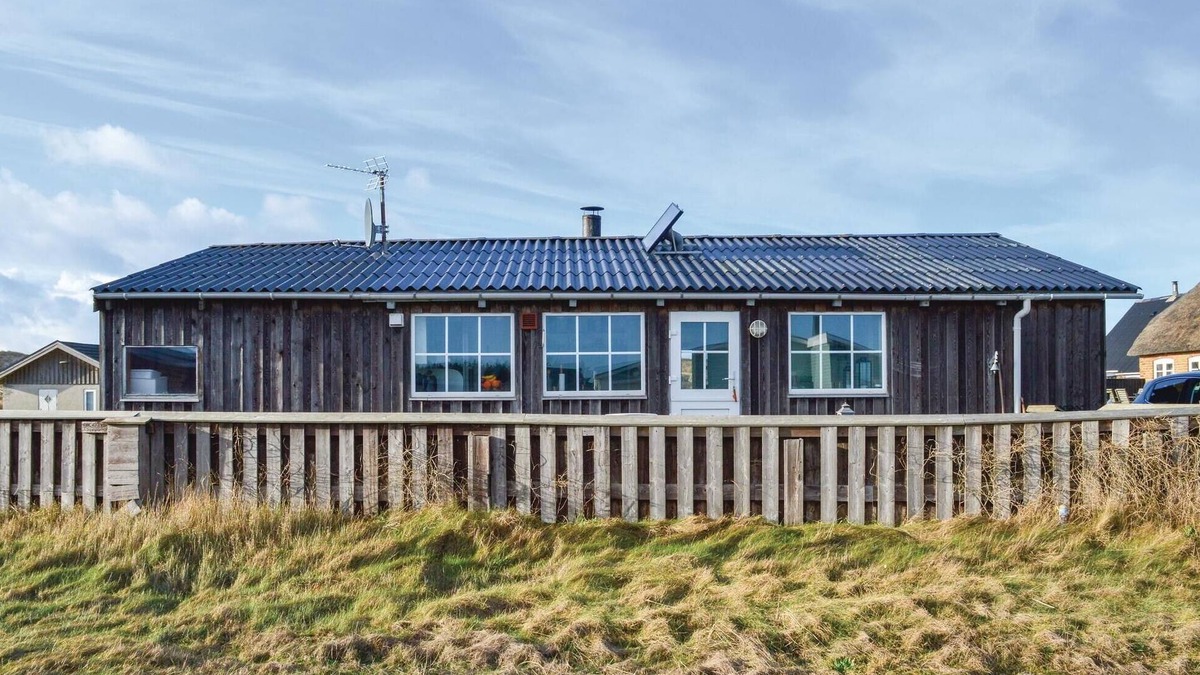 Fjand Badeby House | 2 bedroom amazing home in Ulfborg
