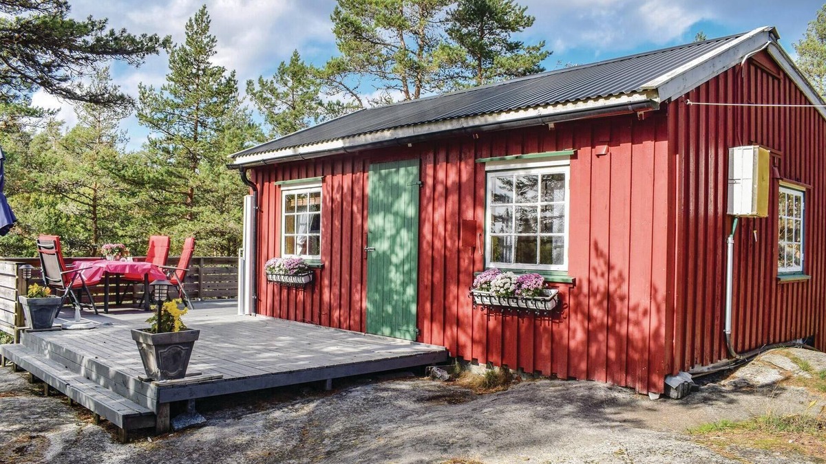 Larvik House | 2 bedroom amazing home in Larvik
