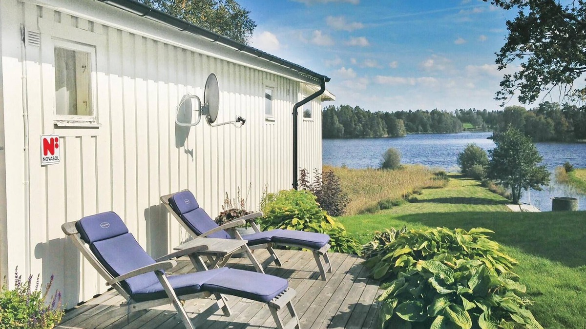 Bredaryd House | 2 bedroom amazing home in Bredaryd