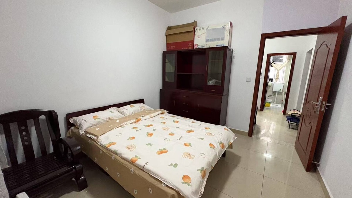 Kai Fu Apartment | 2-bedroom apartment in the heart of Chang Sha city with WiFi, AC